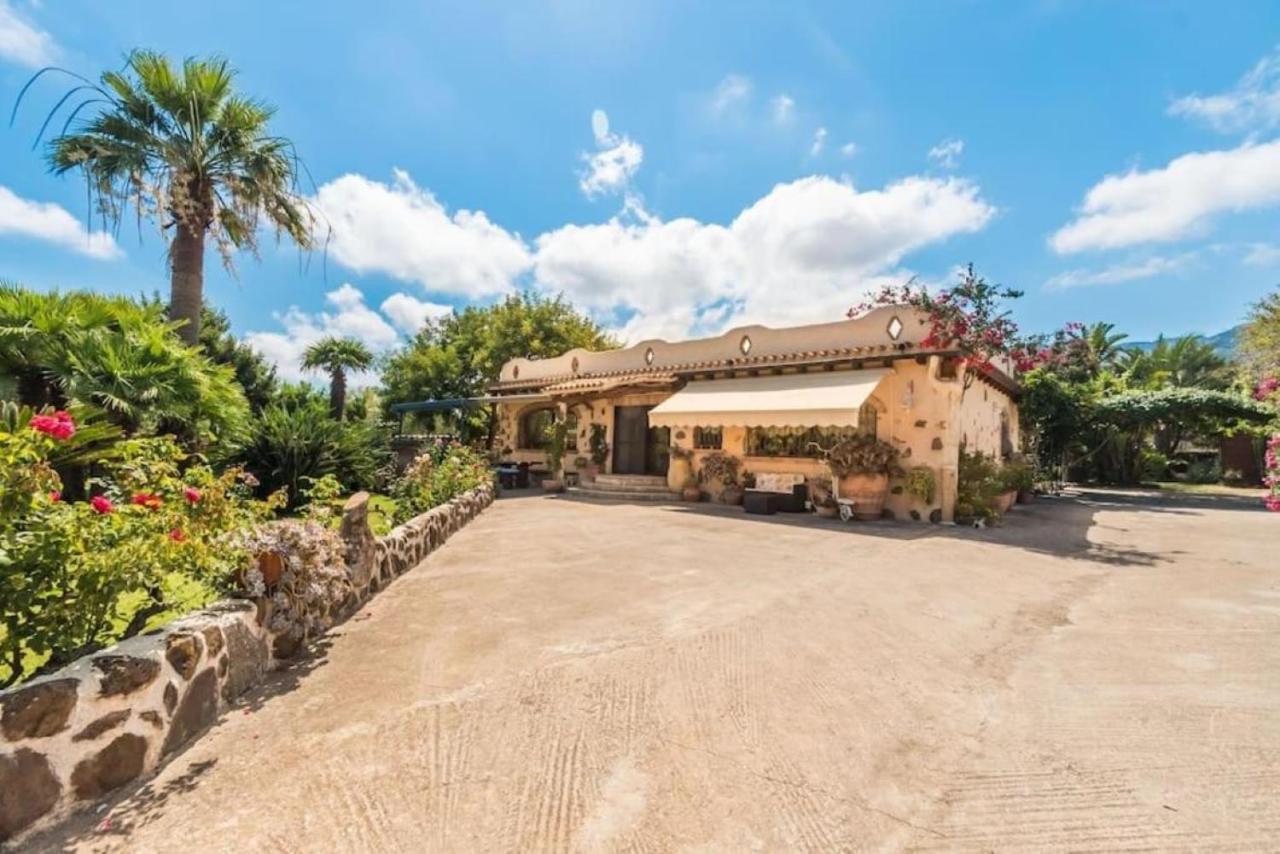 Villa Con Immenso Giardino Orosei Εξωτερικό φωτογραφία