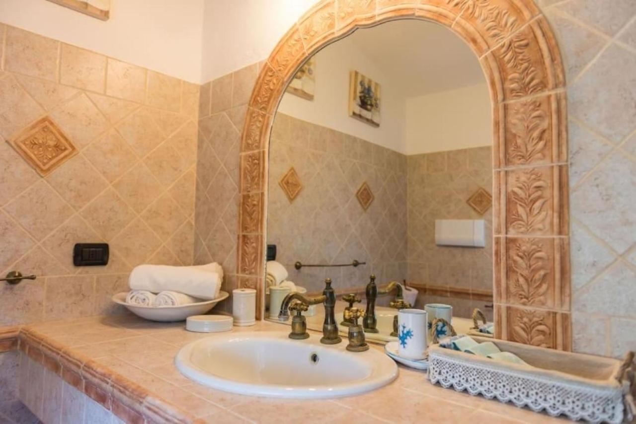 Villa Con Immenso Giardino Orosei Εξωτερικό φωτογραφία