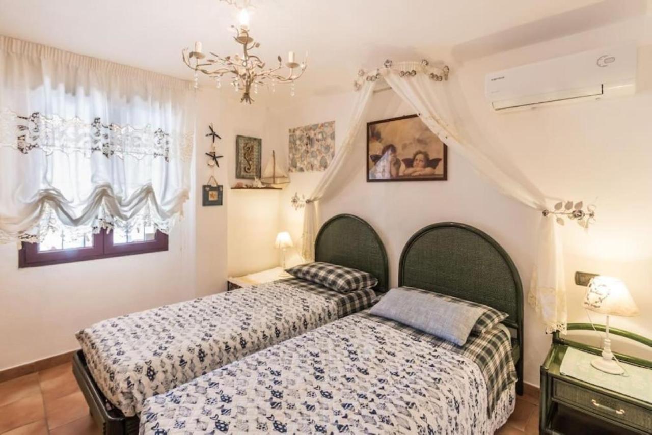 Villa Con Immenso Giardino Orosei Εξωτερικό φωτογραφία