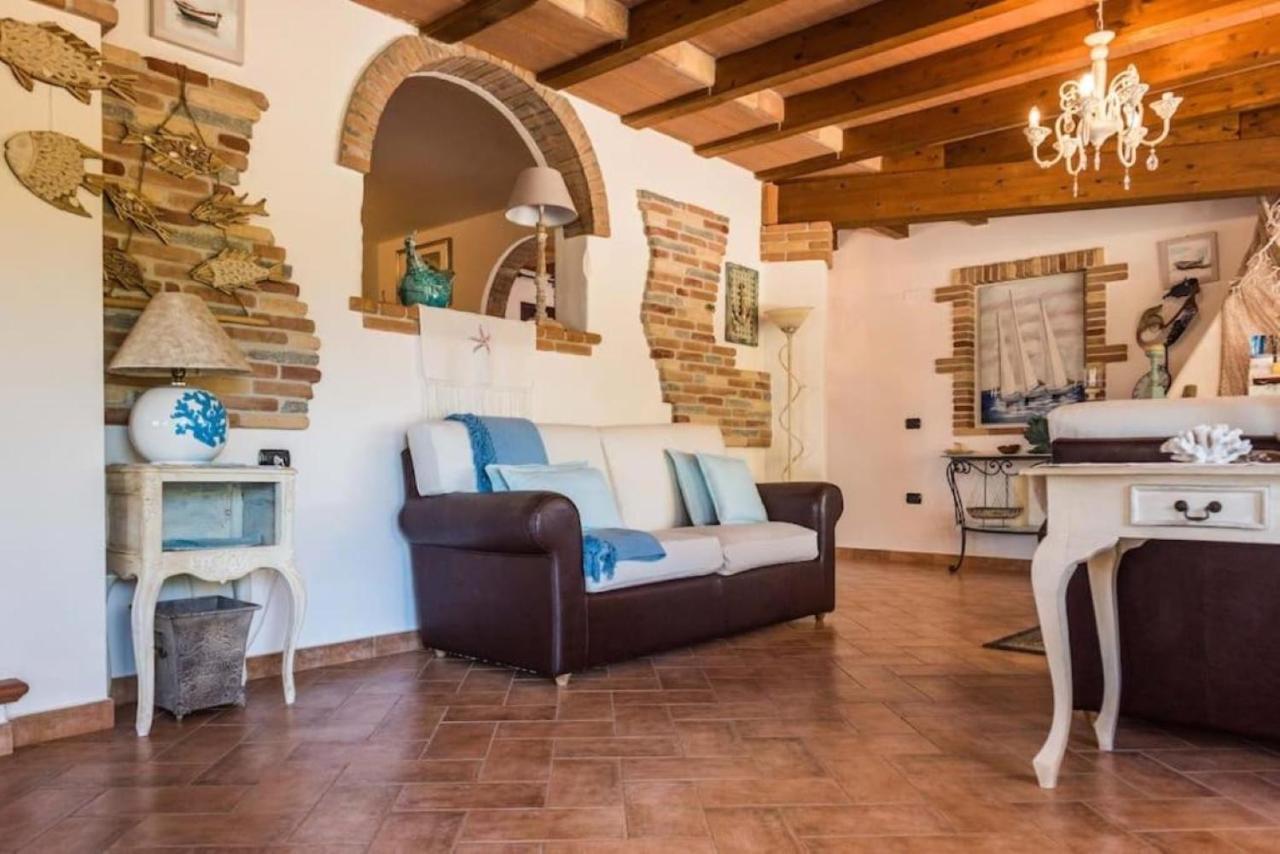 Villa Con Immenso Giardino Orosei Εξωτερικό φωτογραφία