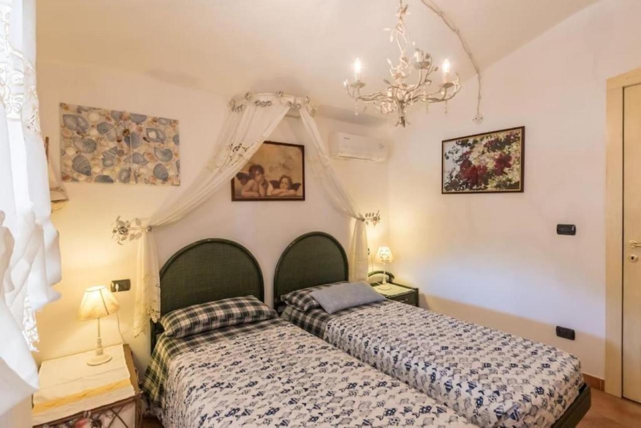 Villa Con Immenso Giardino Orosei Εξωτερικό φωτογραφία