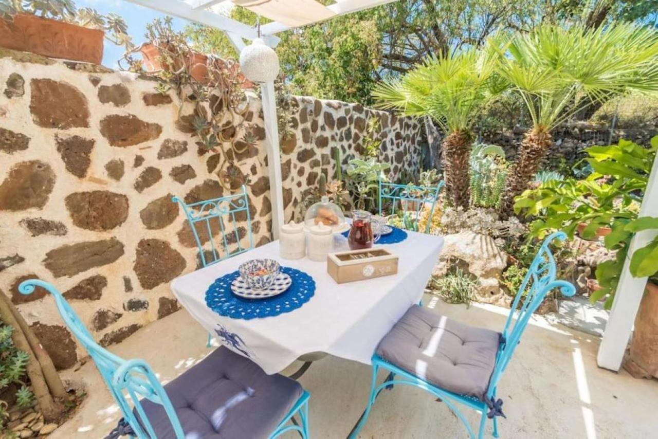 Villa Con Immenso Giardino Orosei Εξωτερικό φωτογραφία